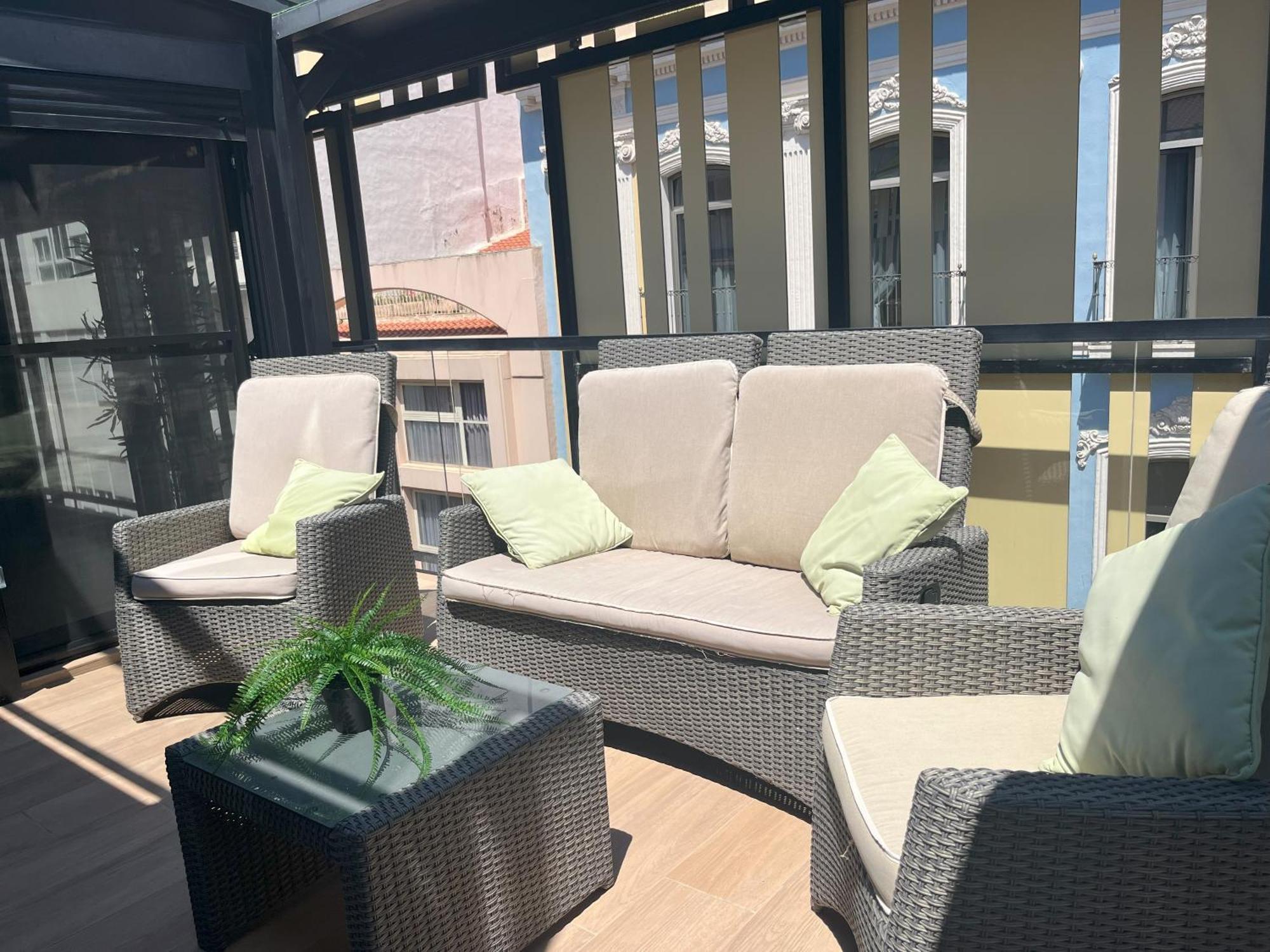 Apartamentos Romero Аликанте Экстерьер фото