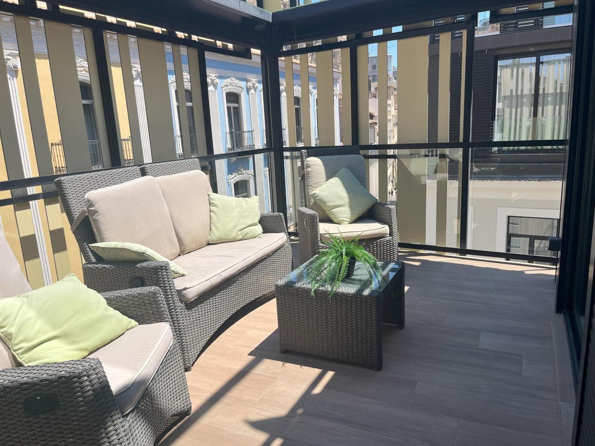 Apartamentos Romero Аликанте Экстерьер фото