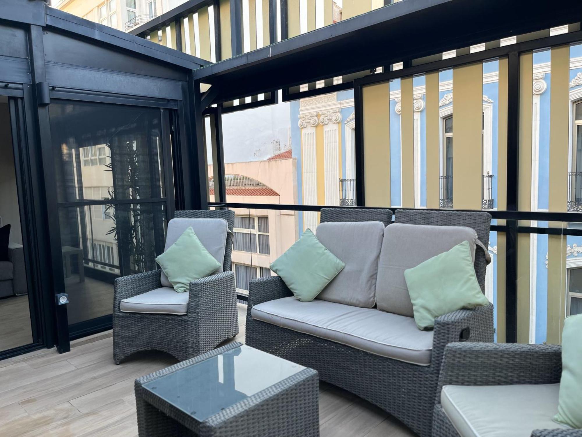 Apartamentos Romero Аликанте Экстерьер фото
