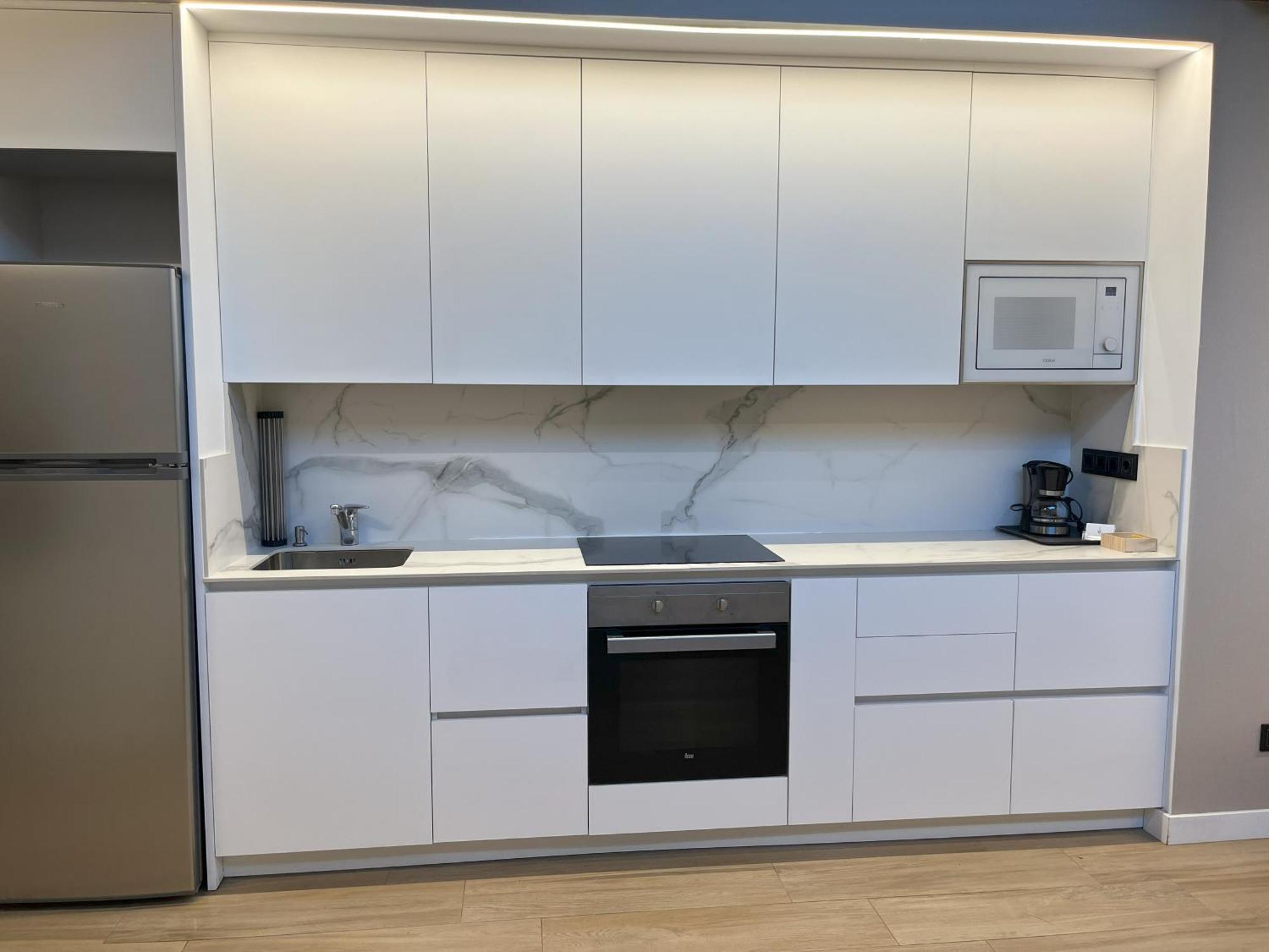 Apartamentos Romero Аликанте Экстерьер фото